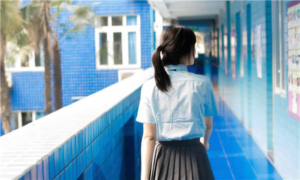 南澳如何找到一个可以帮助我生孩子的女人？
