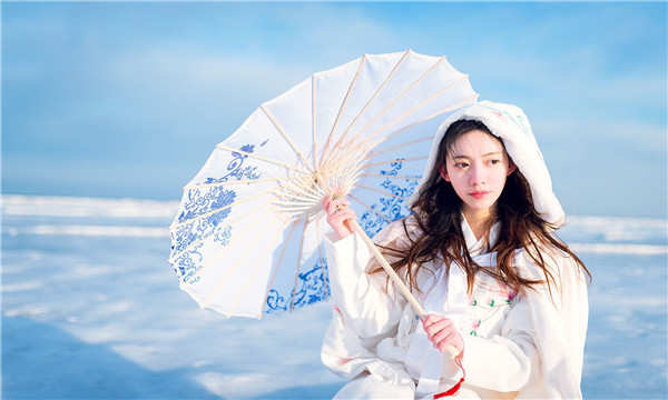 南澳试管代怀生子多少钱一个？助孕之路的费用分析与方案选择