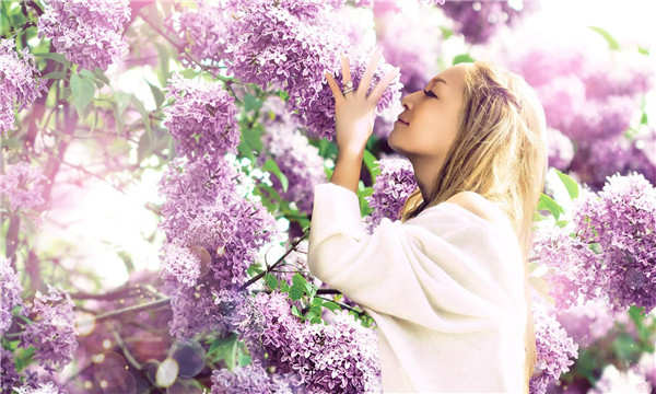 南澳代生供卵代怀：为不孕不育患者家庭开启新生之路